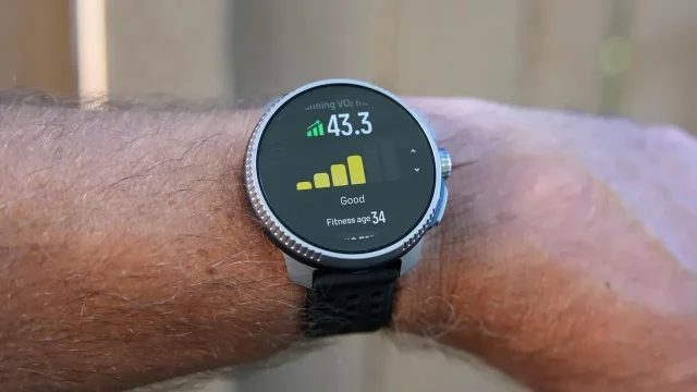 Обзор Suunto Race – одни из самых долговечных спортивных часов