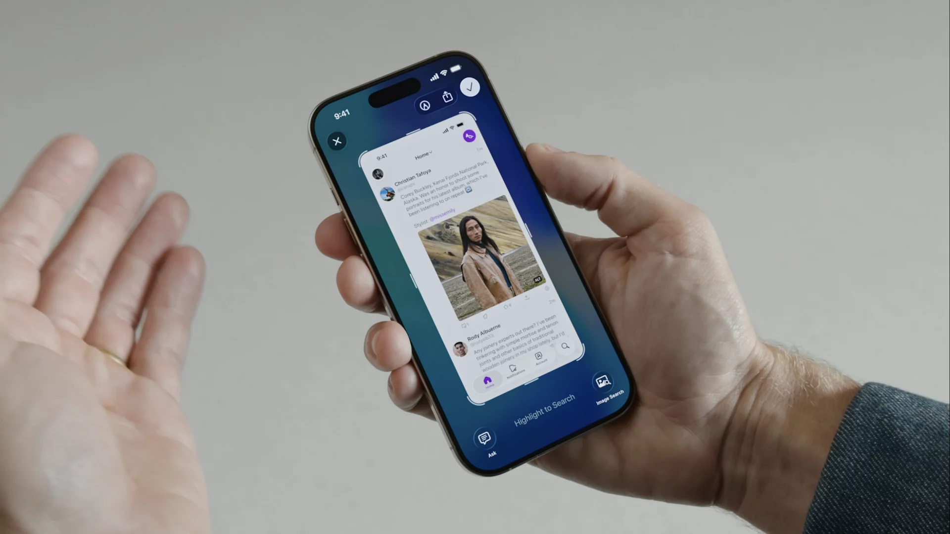 429047Apple готовит революцию Siri!