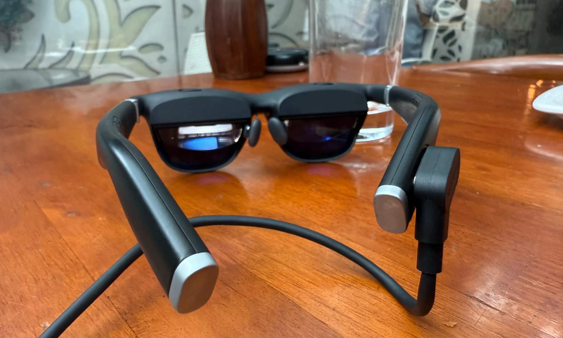 Meta готовит ответ iPhone: умные очки «Hypernova» получат дисплей, управление жестами и цену флагмана