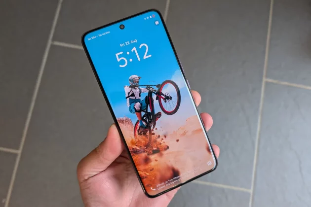 Обзор Vivo V60: создан для маньяков селфи фото