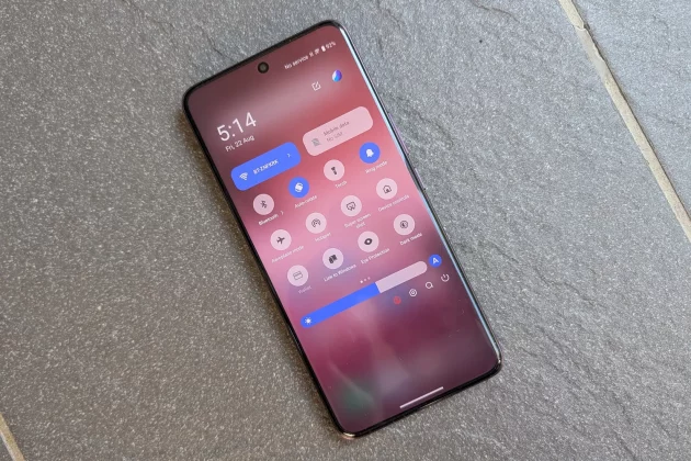 Обзор Vivo V60: создан для маньяков селфи фото