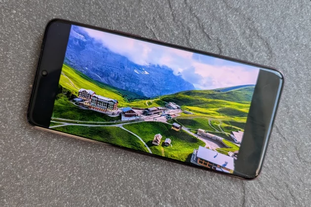 Обзор Vivo V60: создан для маньяков селфи фото