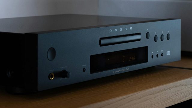 vr8yZy2LWi3gRqPa2zDXyM CD ещё живы: Onkyo представляет аудиофильский плеер