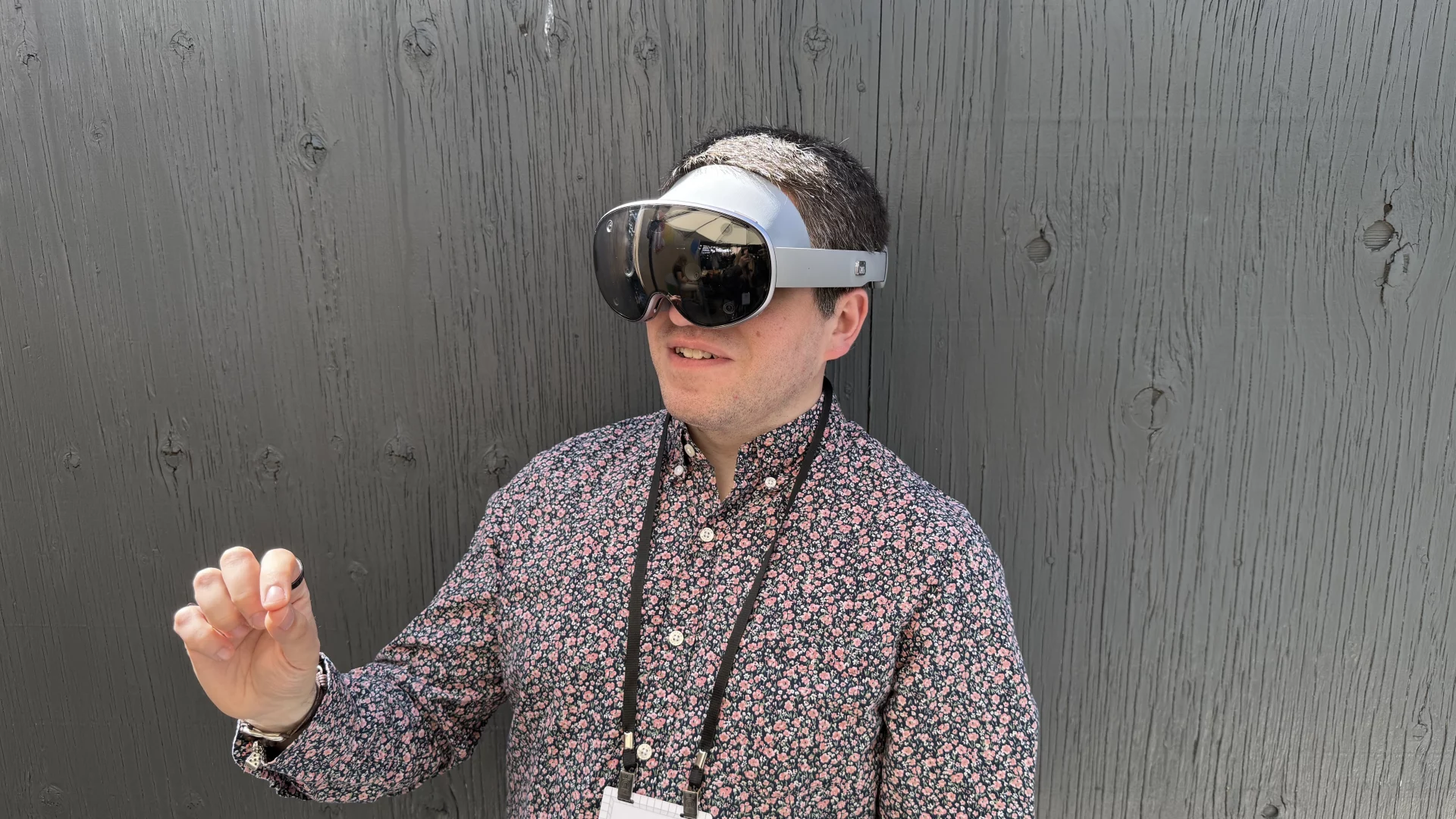 Утечка о гарнитуре Samsung XR раскрывает потенциальную цену и дату выхода — и она может быть дешевле Vision Pro