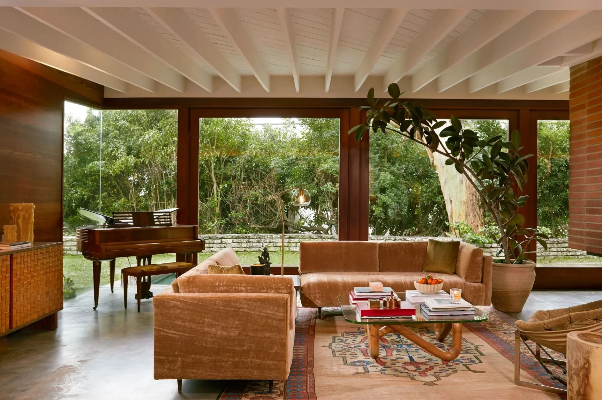  Стиль mid-century modern: 7 приёмов для идеального интерьера