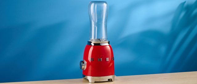 Обзор Smeg Personal Blender: красивый, но увы, совсем слабый