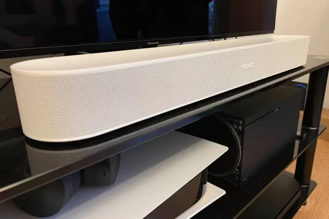 Премия What Hi-Fi: лучшие саундбары 2025 года_Sonos Beam Gen 2