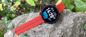 Обзор Suunto Race 2: доступный соперник Garmin