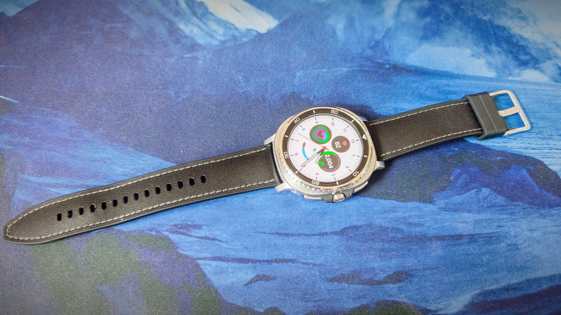 Обзор Samsung Galaxy Watch 8: часы, которые меняют мнение картинка Galaxy Watch 8 Classic