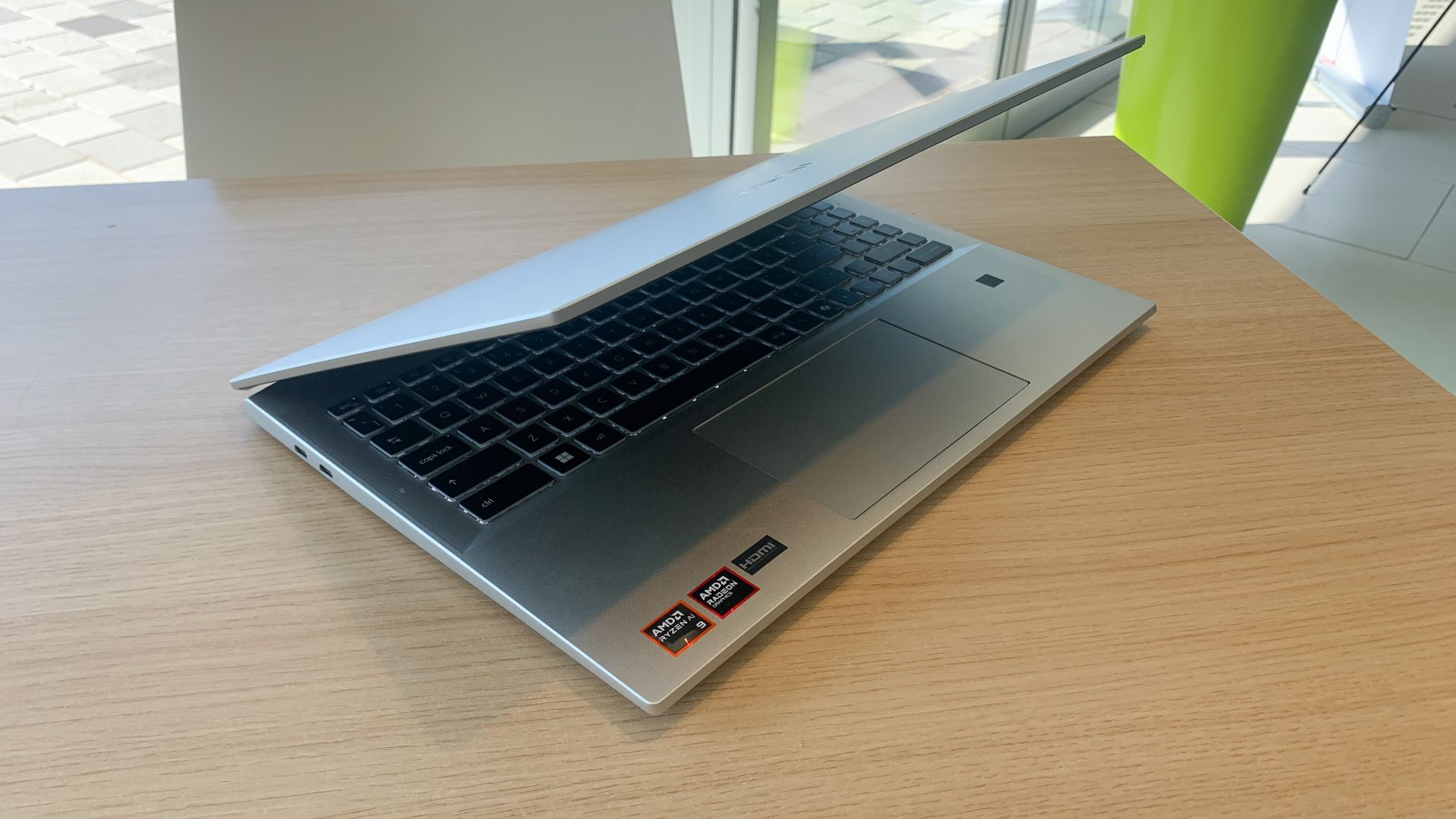 Обзор MSI Prestige A16 AI+: креатив и искусственный интеллект картинка MSI Prestige A16 AI