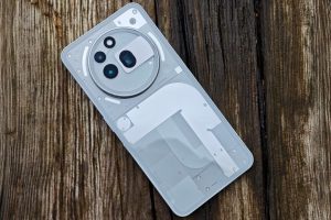 Обзор Nothing Phone 3a Pro — зрелые камеры и автономность