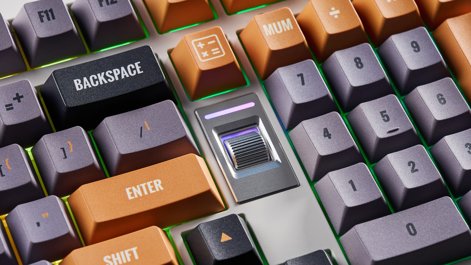 McHose x Unbox Therapy UT98