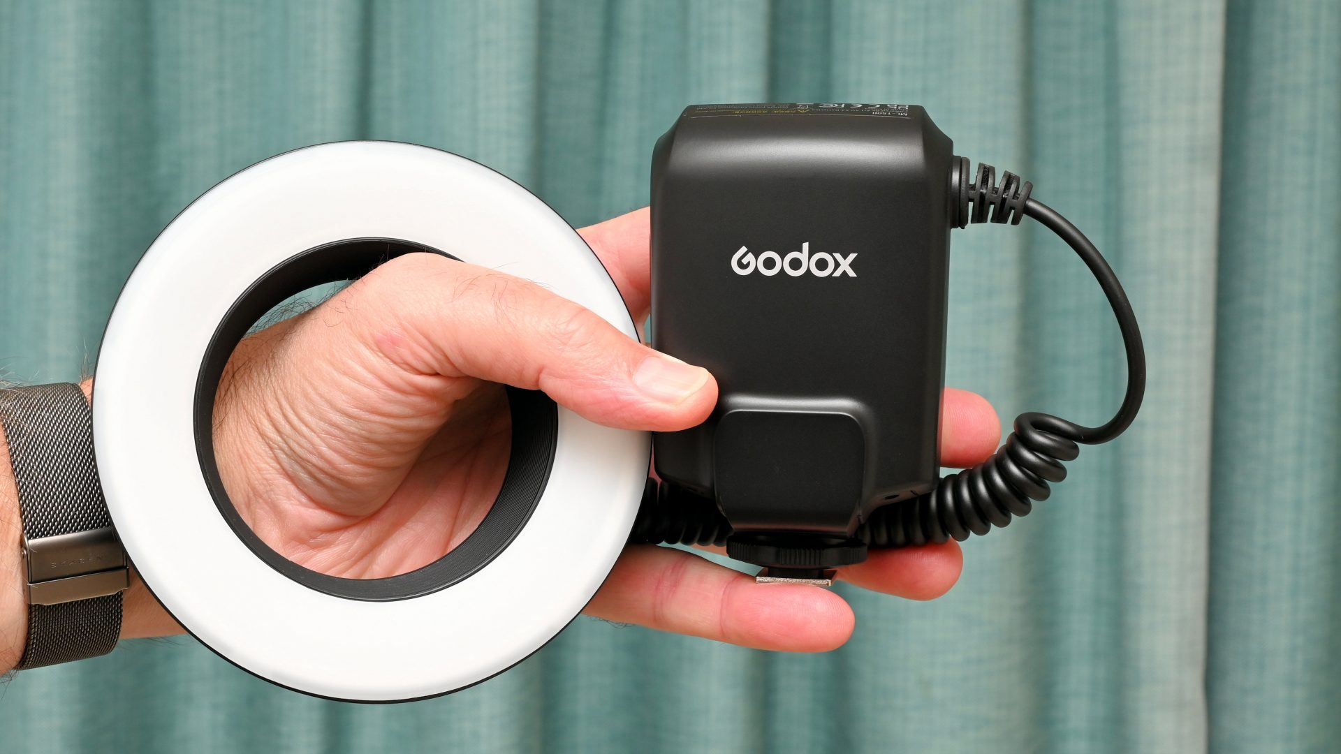 Обзор Godox ML-150II Macro Ring Flash — простая и ровная вспышка картинка Godox ML-150II Macro Ring Flash