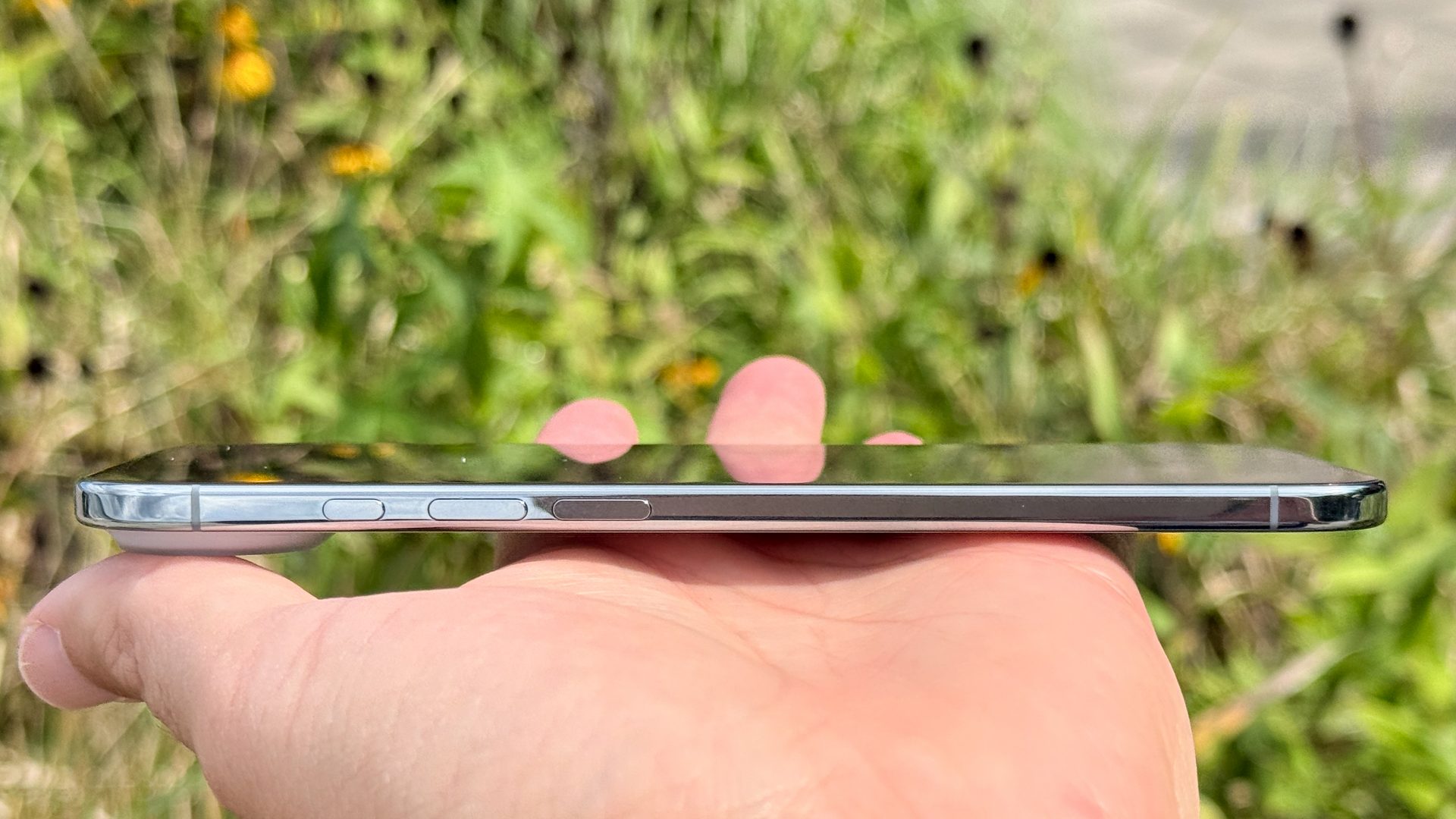 Обзор Apple iPhone Air — тонкий, прочный и очень быстрый картинка Apple iPhone Air