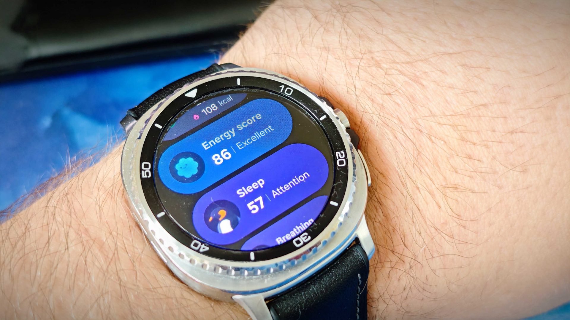 Обзор Samsung Galaxy Watch 8: часы, которые меняют мнение картинка Galaxy Watch 8 Classic