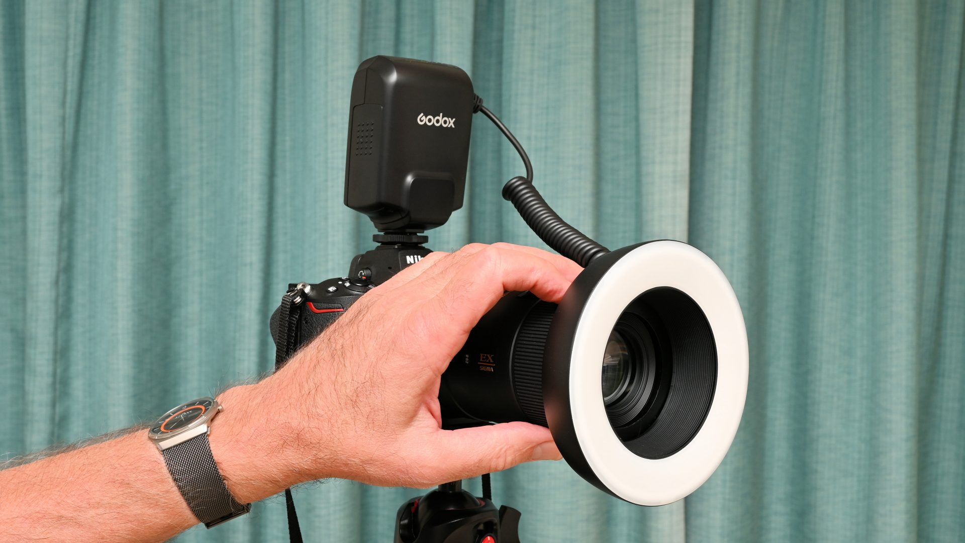 Обзор Godox ML-150II Macro Ring Flash — простая и ровная вспышка картинка Godox ML-150II Macro Ring Flash