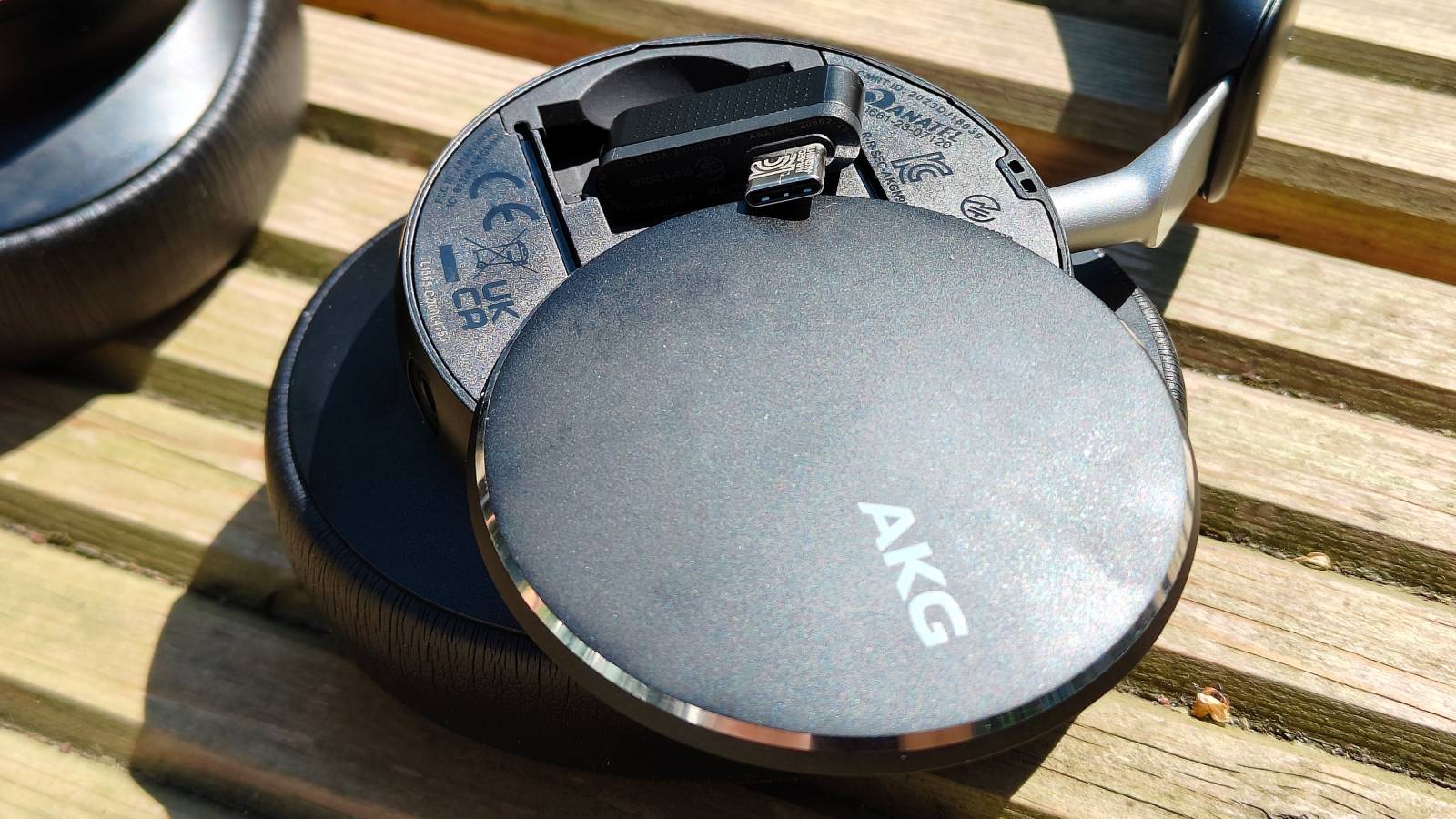 AKG N9 Hybrid