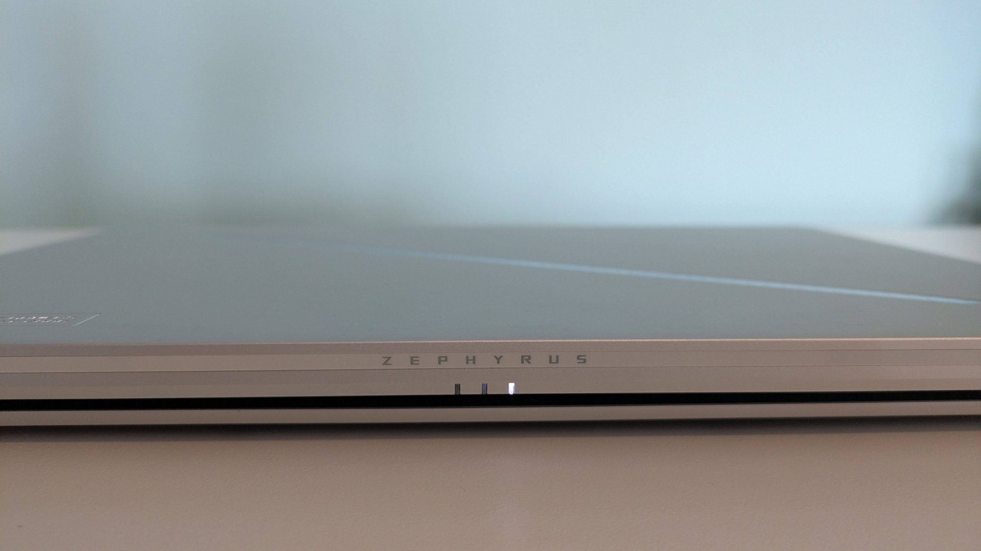  Asus ROG Zephyrus G14 (2025)