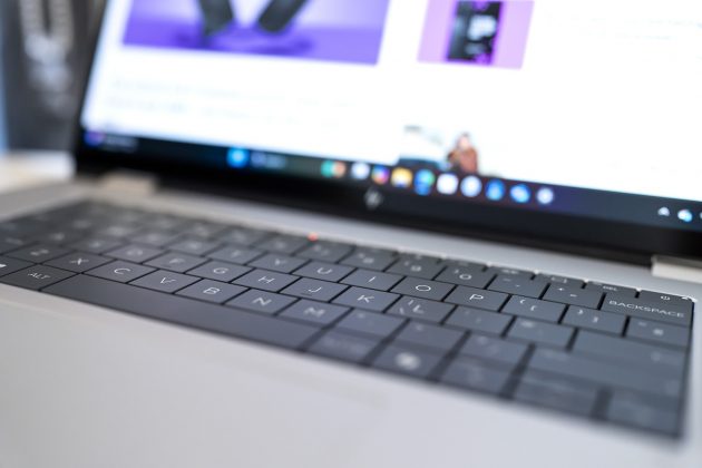 HP OmniBook X Flip 16