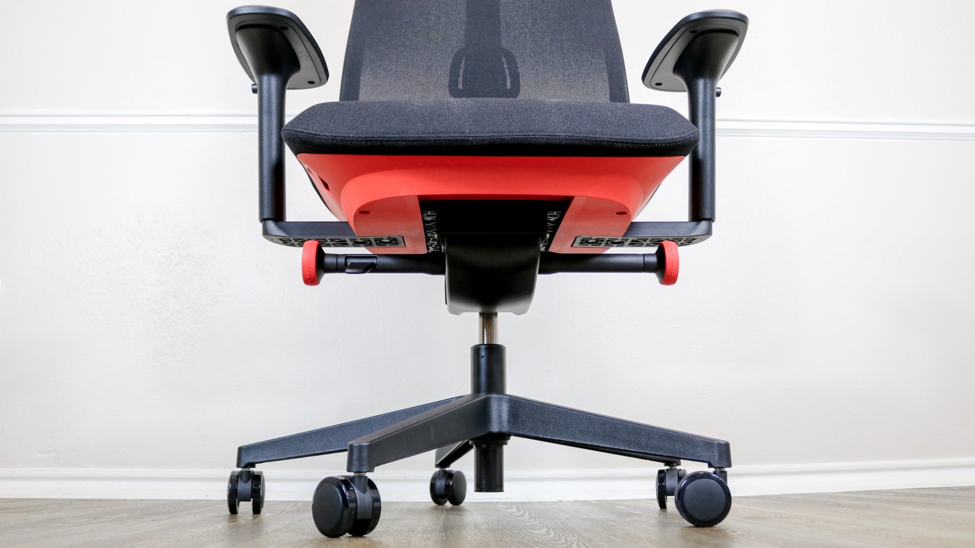 Herman Miller x Logitech G Vantum
