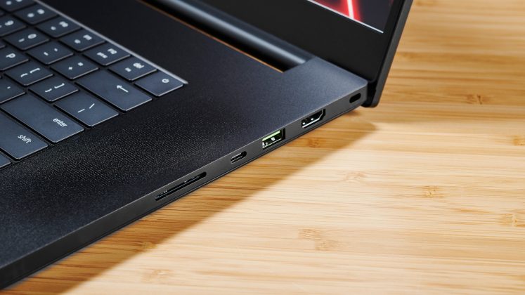 Razer Blade 17 (2022)