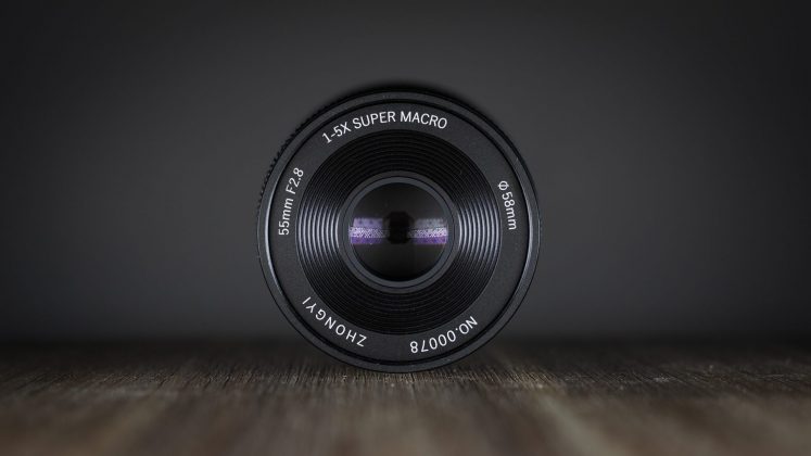 Zhongyi Mitakon 55mm f/2.8 1-5x Macro