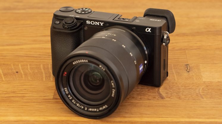 Sony A6100