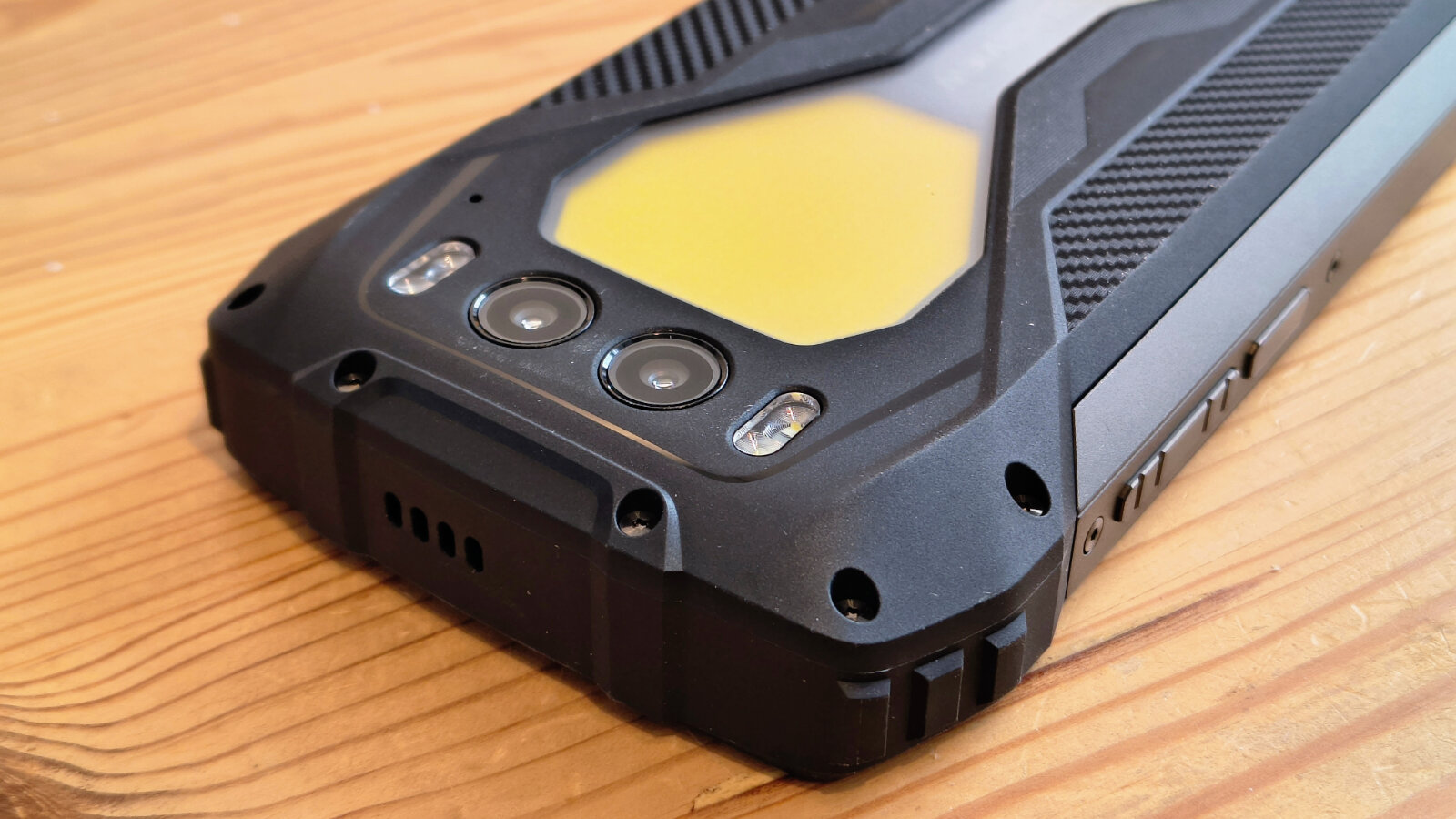 Обзор Blackview BV7300 — защищённый смартфон с отличной батареей картинка Blackview BV7300