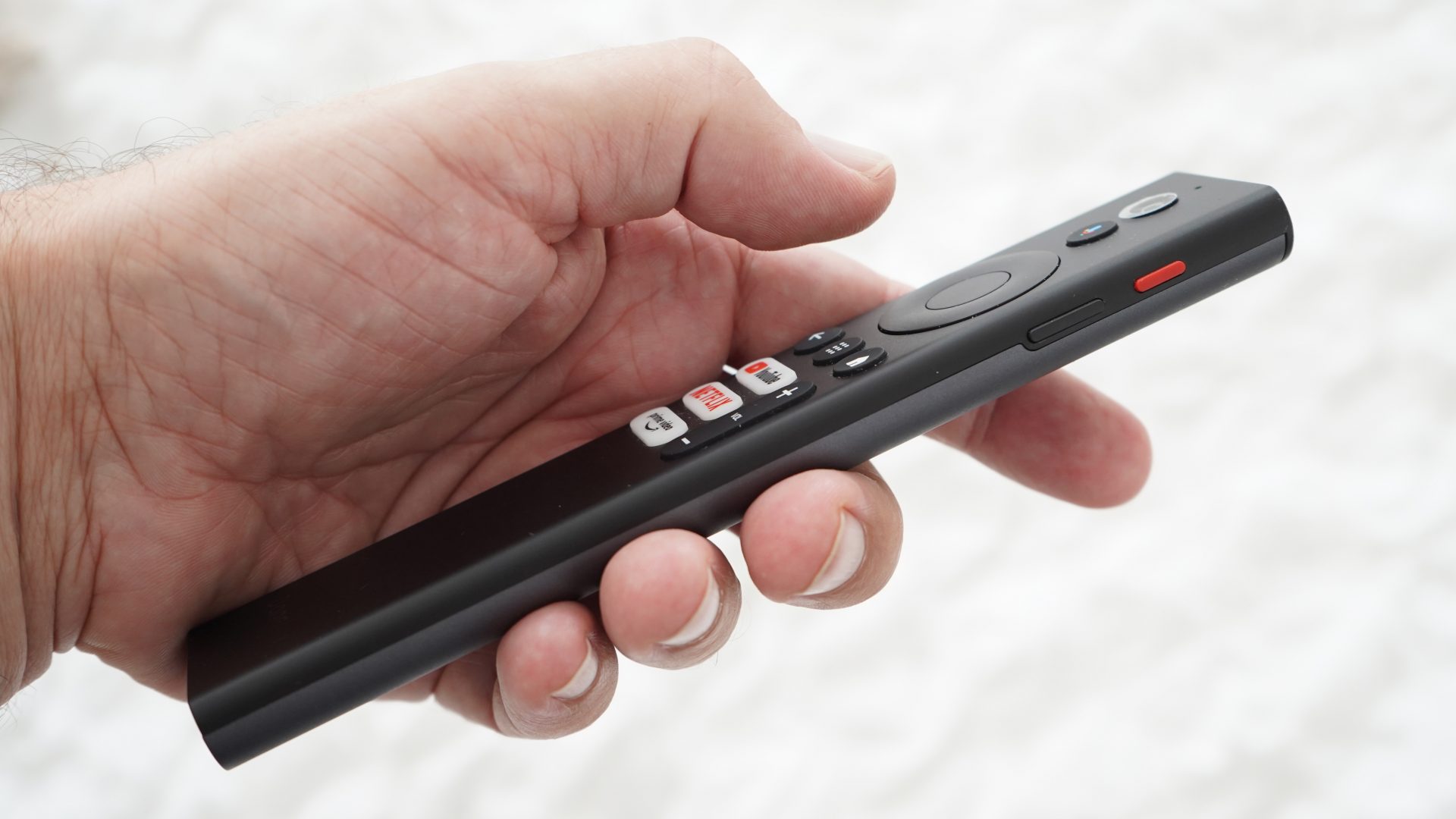 Обзор Dangbei MP1 MAX — яркий 4K-проектор для потолка картинка Dangbei MP1 MAX