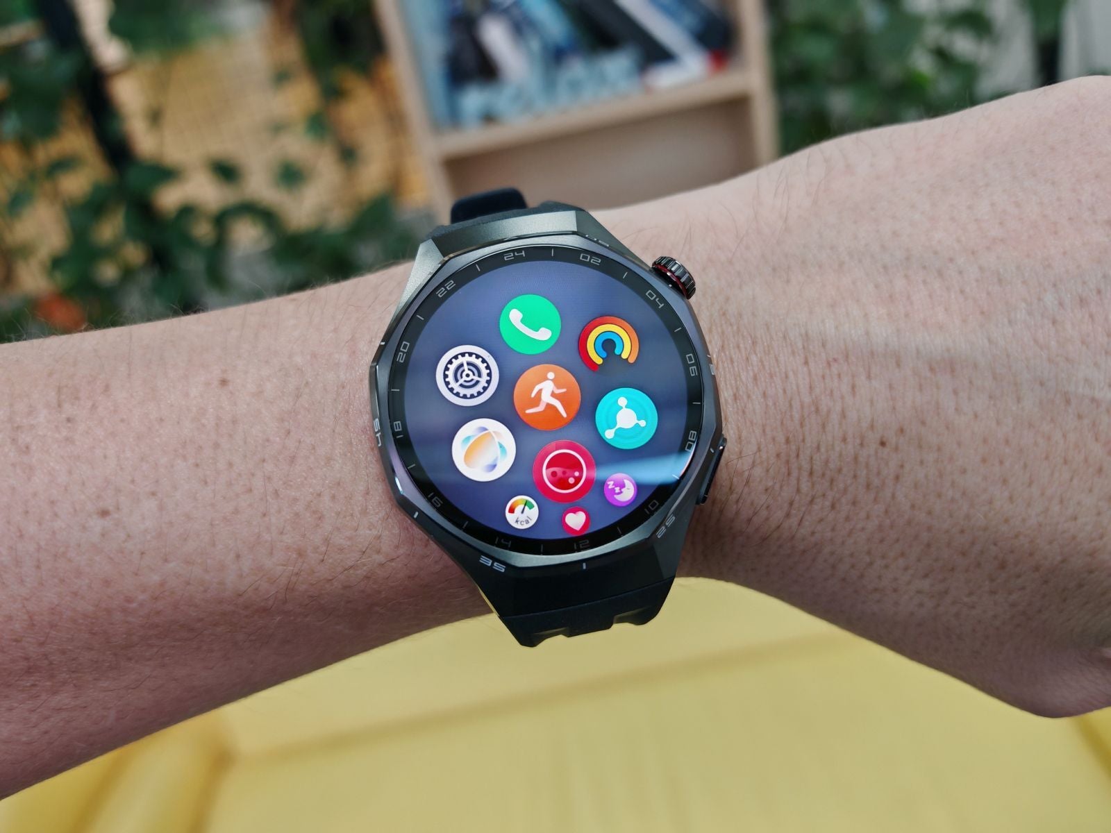Обзор Huawei Watch GT6 Pro: часы с отличной автономностью картинка Huawei Watch GT6 Pro