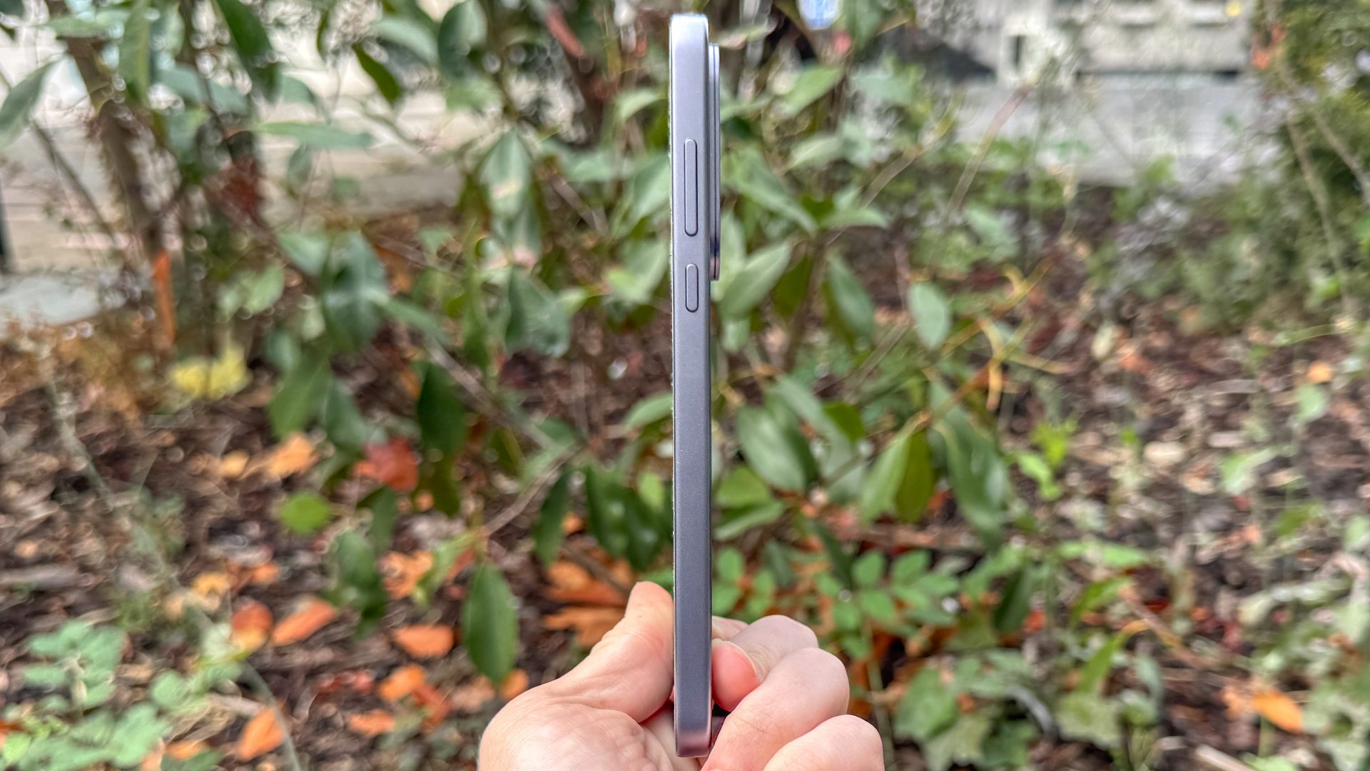 Обзор OnePlus Nord 5: плюсы и минусы бюджетного смартфона картинка OnePlus Nord 5