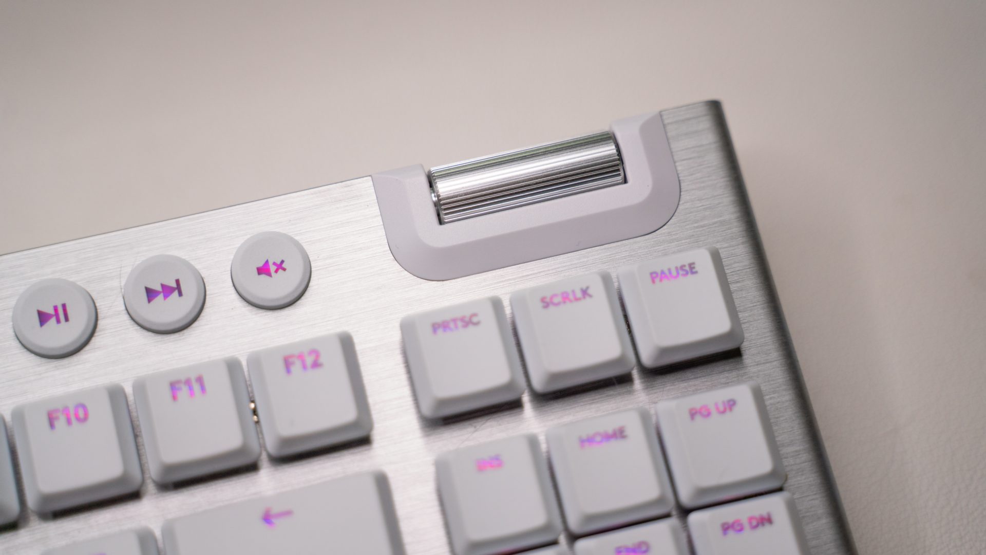 Logitech G915 TKL Lightspeed