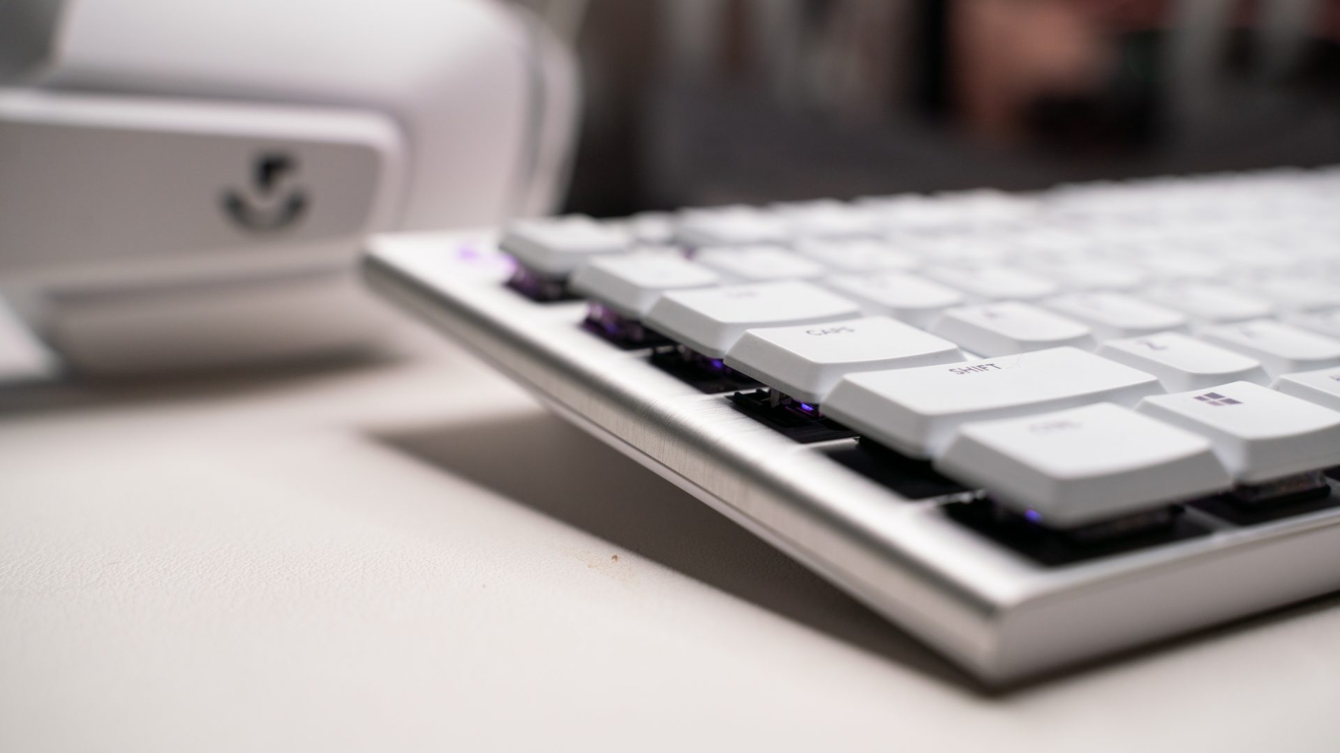 Logitech G915 TKL Lightspeed