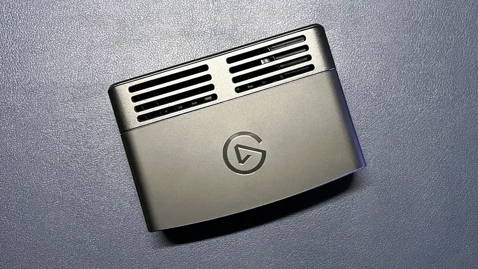 Тесты Elgato Facecam Pro – качество и свет картинка Elgato Facecam Pro