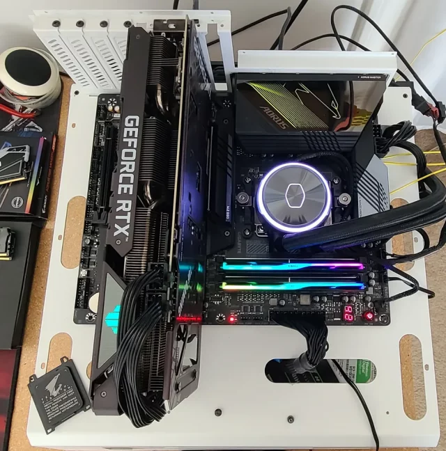 Gigabyte B650E Aorus Master Gigabyte B650E Aorus Master