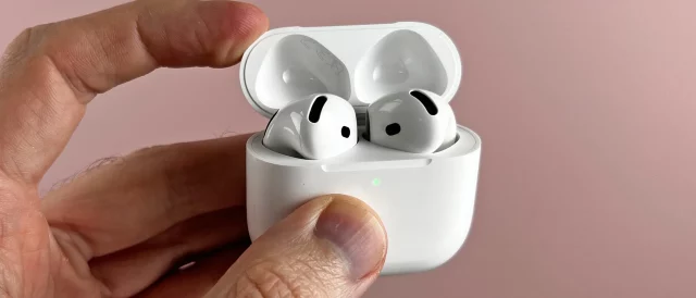 Apple AirPods 4