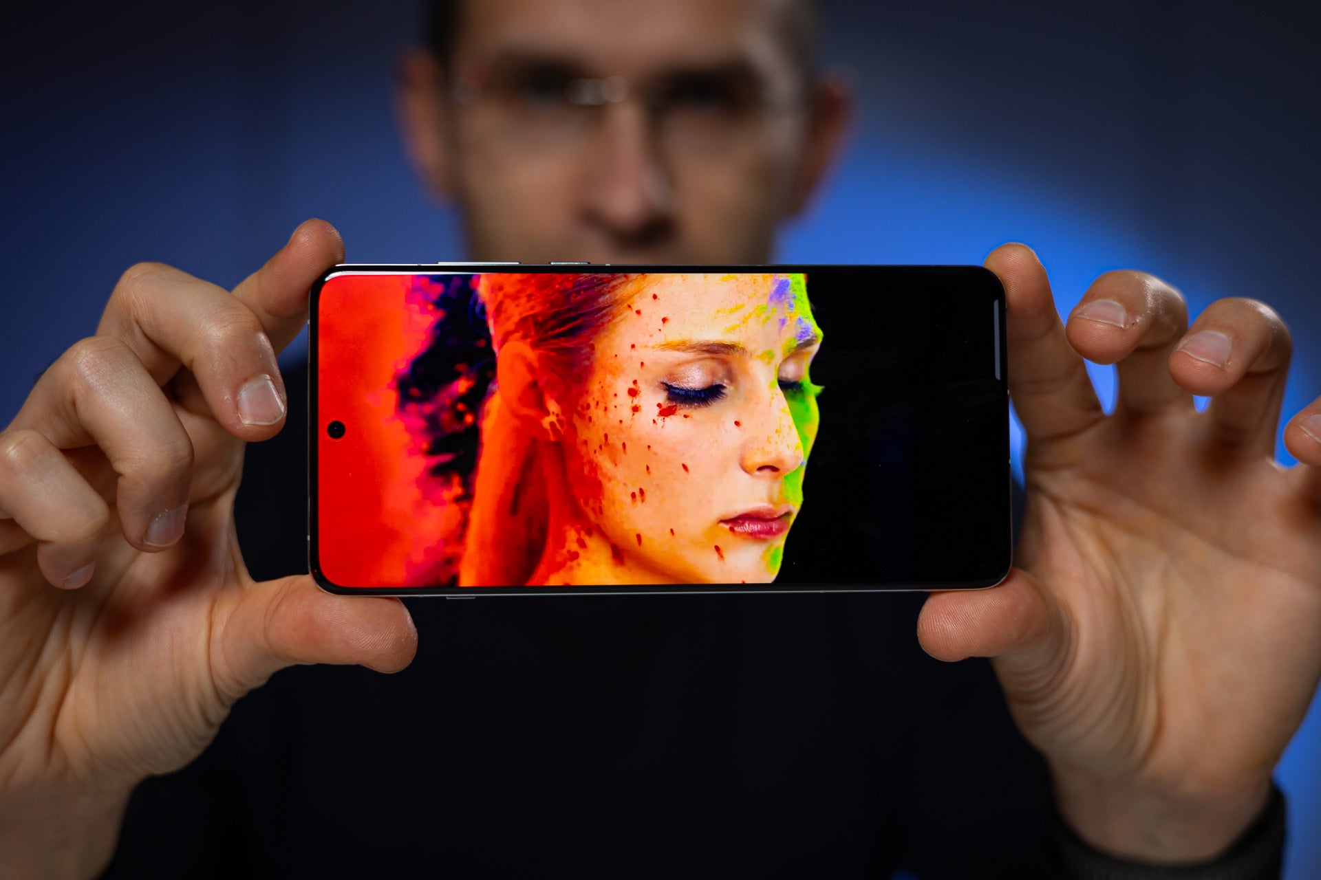 Чего ждать от OnePlus 15? Все слухи о дизайне, камере и дате выхода картинка Чего ждать от OnePlus 15? Все слухи о дизайне, камере и дате выхода