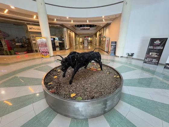 Pixel 10 против iPhone 16