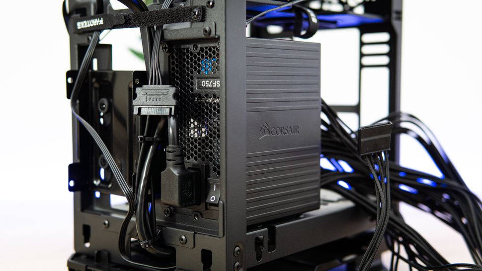 Phanteks Evolv Shift 2-12