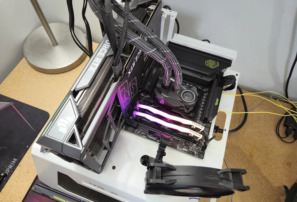 MSI MAG B850 Tomahawk MAX Wifi-10