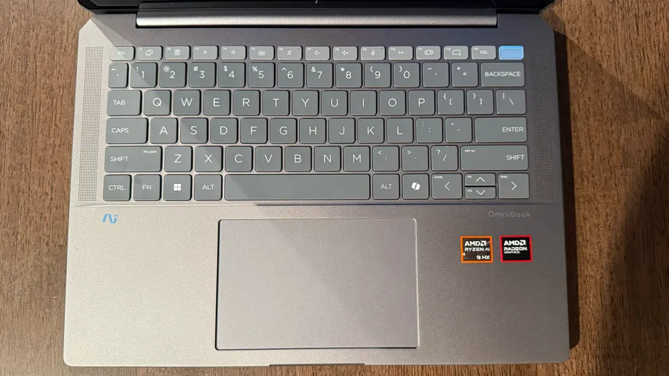 HP OmniBook Ultra-11