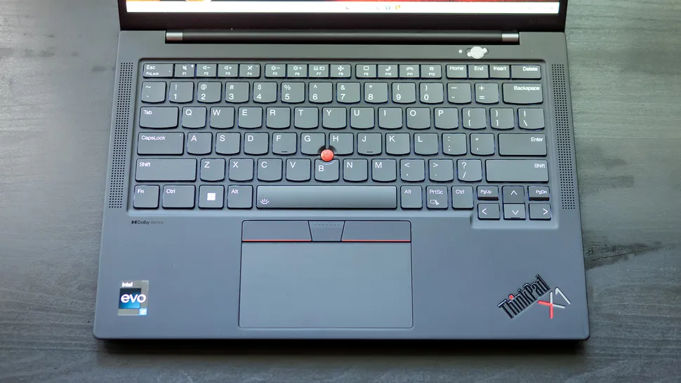 Lenovo ThinkPad X1 Carbon Gen 11-12