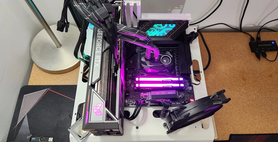 Плюсы и минусы X870E Taichi для геймеров картинка ASRock X870E Taichi-12