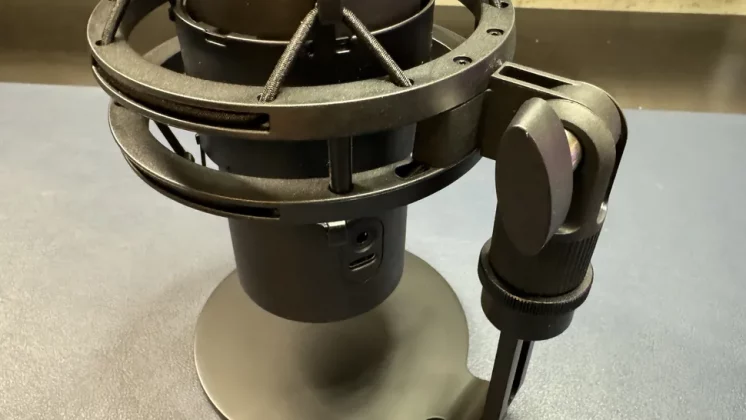 HyperX QuadCast 2 S-13