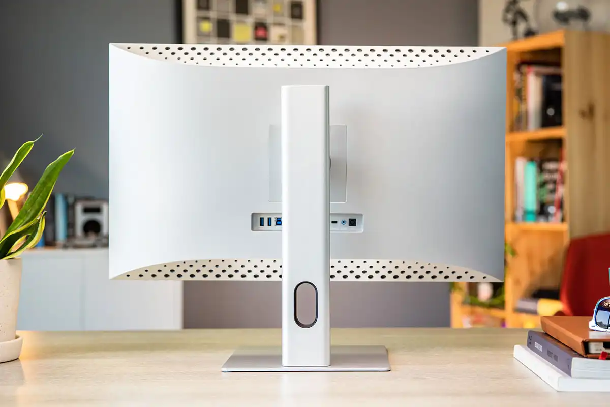 Alogic Clarity 27 дюймов с разрешением UHD 4K