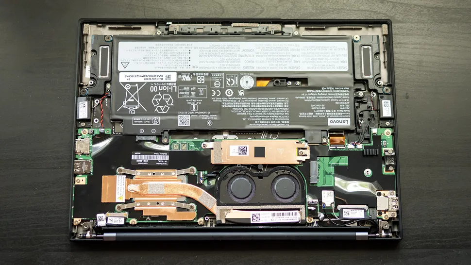 Lenovo ThinkPad X1 Carbon Gen 11-14