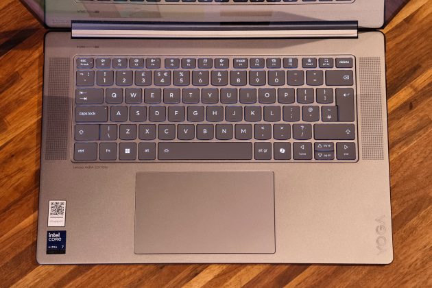 Lenovo Yoga Slim 7i Aura Edition