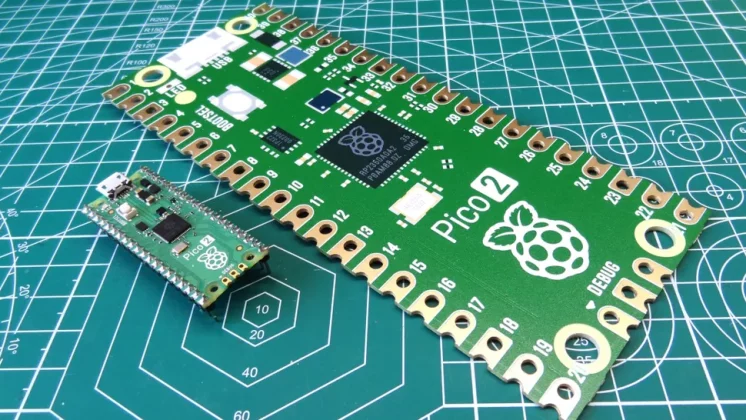 Pimoroni Pico Jumbo-2