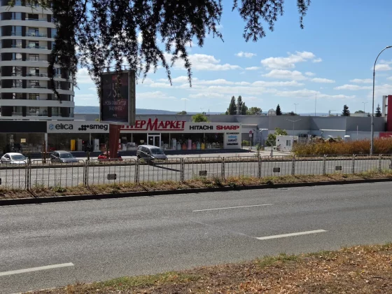 iPhone 17 против Galaxy S25: битва флагманов