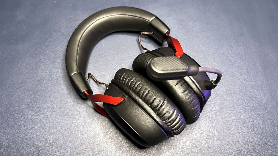 HyperX Cloud III-17